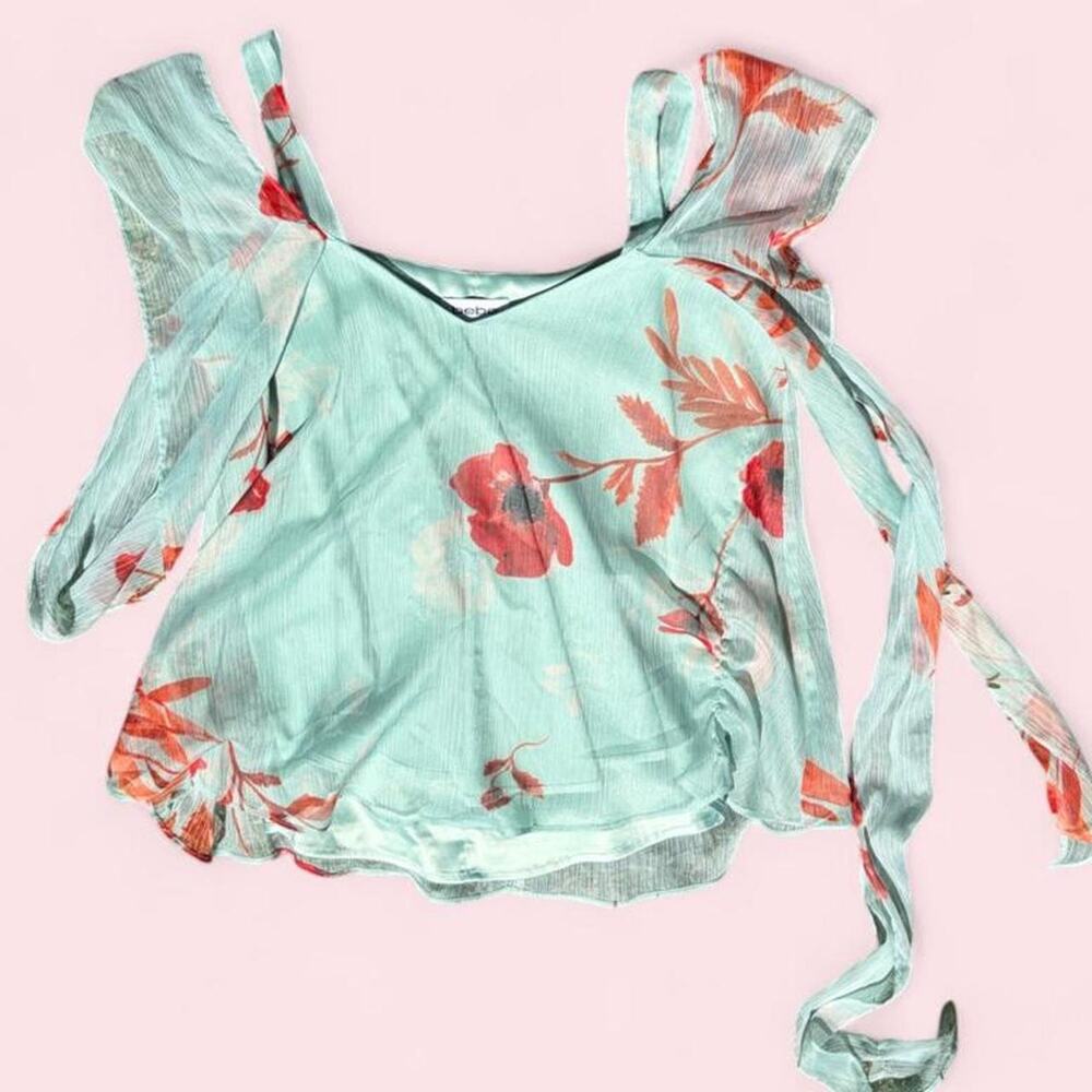 Bebe mint floral cold shoulder top
